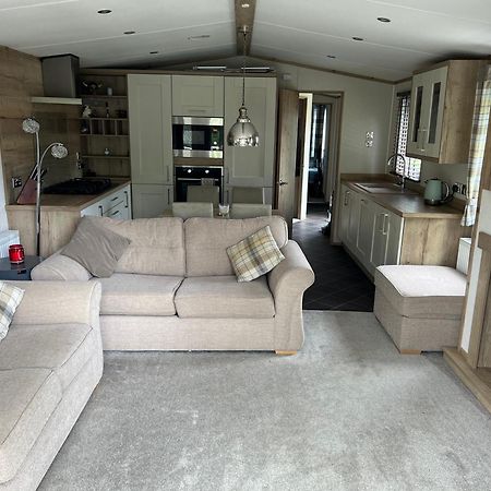 Family Fun Getaway Holiday Home Northampton Exterior foto